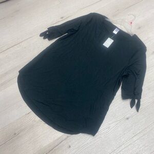 West Loop Elegant Black Blouse with Sleeve Ties